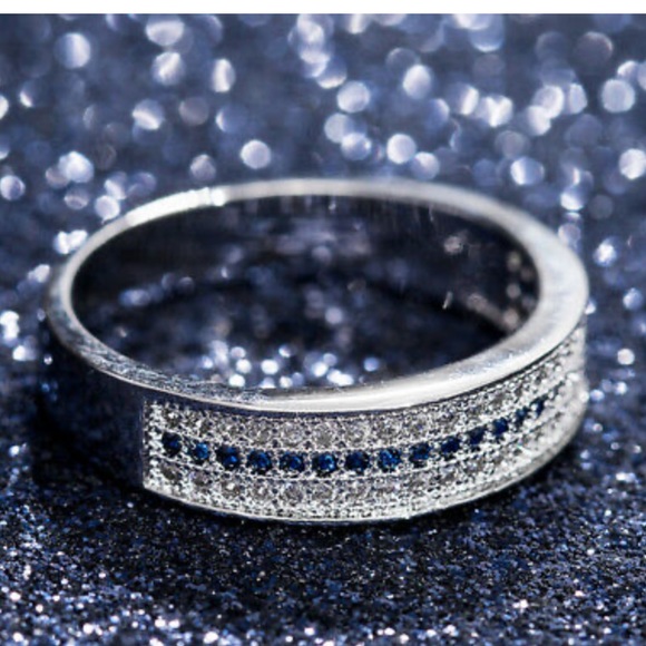 New 925 Sterling silver Diamond Band Ring - Picture 4 of 9